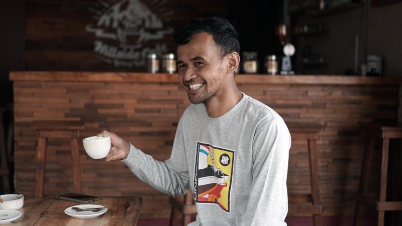 Nur Wahyudi Pengelola Kedai Kopi Hillside Cafe Lereng Kelir Dusun Gertas