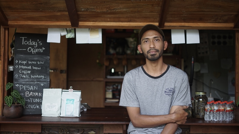 Feri Oky Triansah Owner Coffee Shop Tepikota Coffee Salatiga